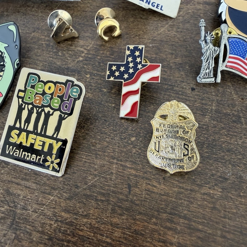 Vintage Commemorative Media Novelty Lapel Pins Tie Tack Lot Of 11 Mixed - Picture 2 of 7